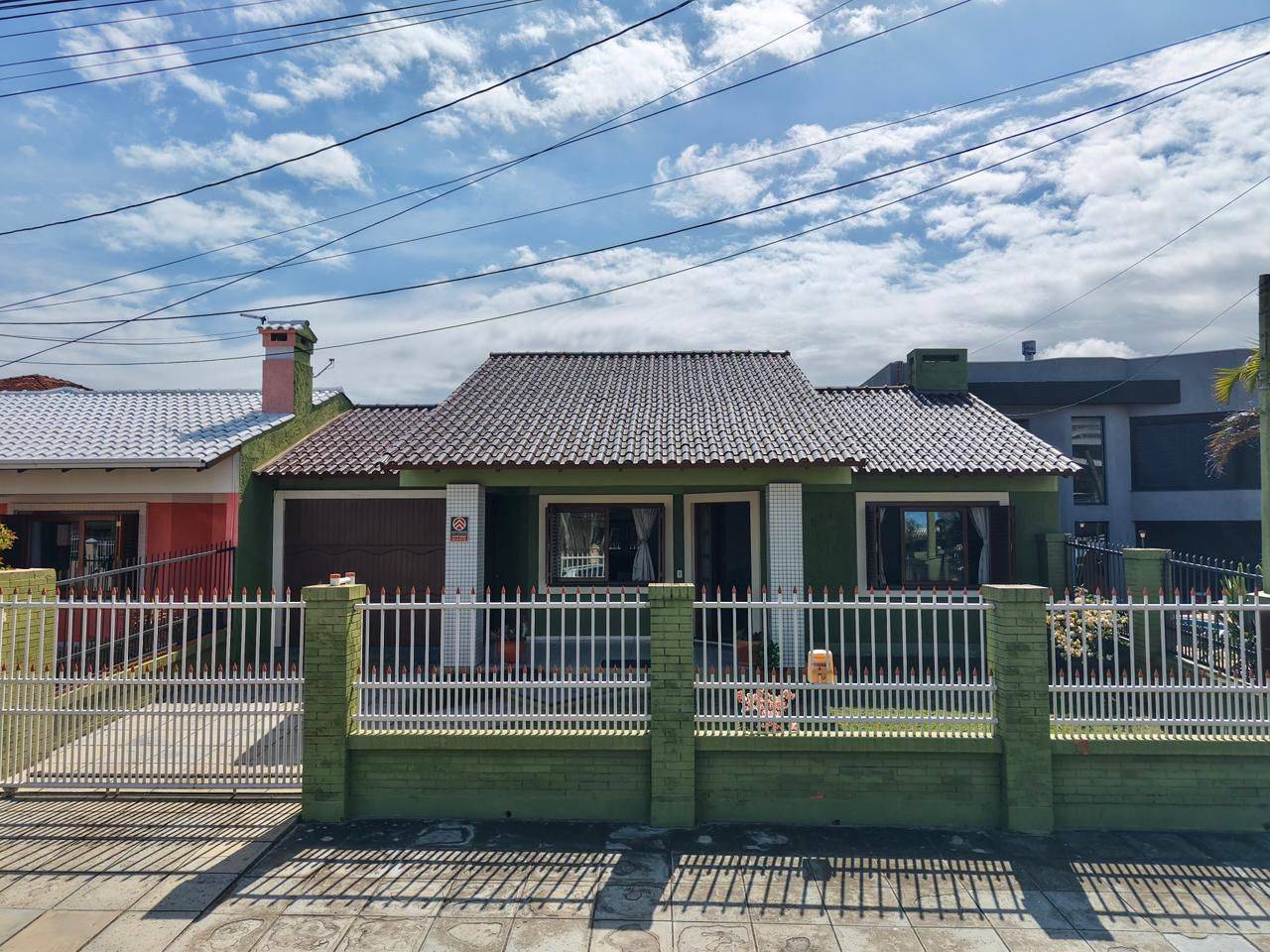 Casa 3 dormitórios para venda, Zona Nova em Capão da Canoa RS | Ref.: 10490