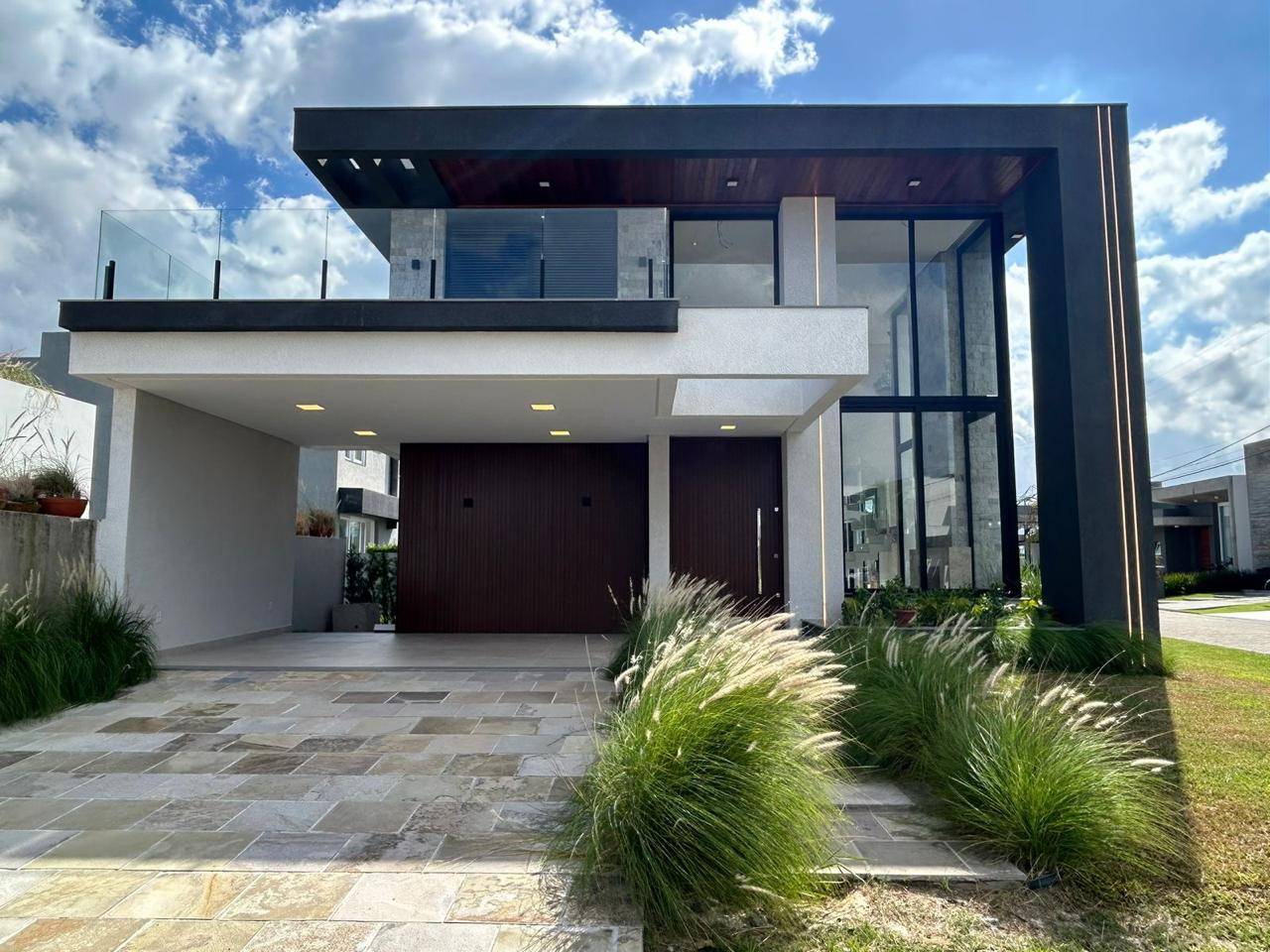 Casa em Condomínio 4 dormitórios para venda, Centro em Xangri-lá | Ref.: 7027